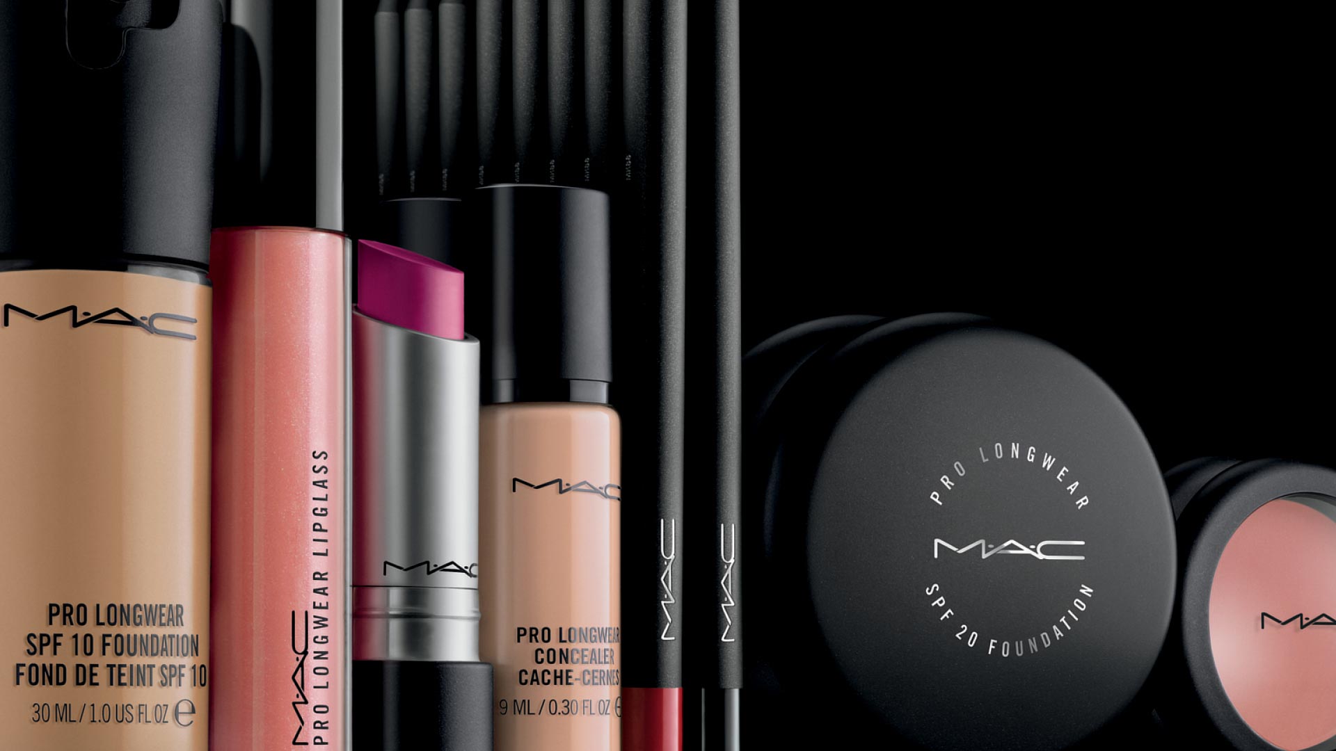 Mac косметика. Косметика. Mac косметика баннер. Мак косметика модели.